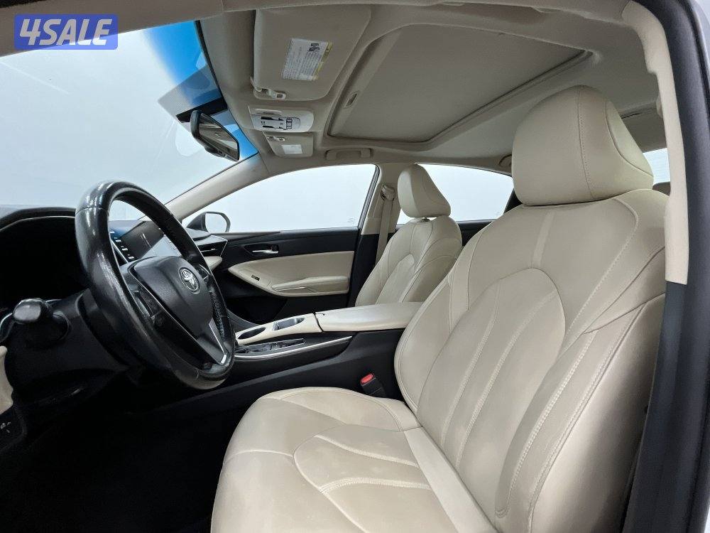 TOYOTA AVALON XLE MID OPTION5