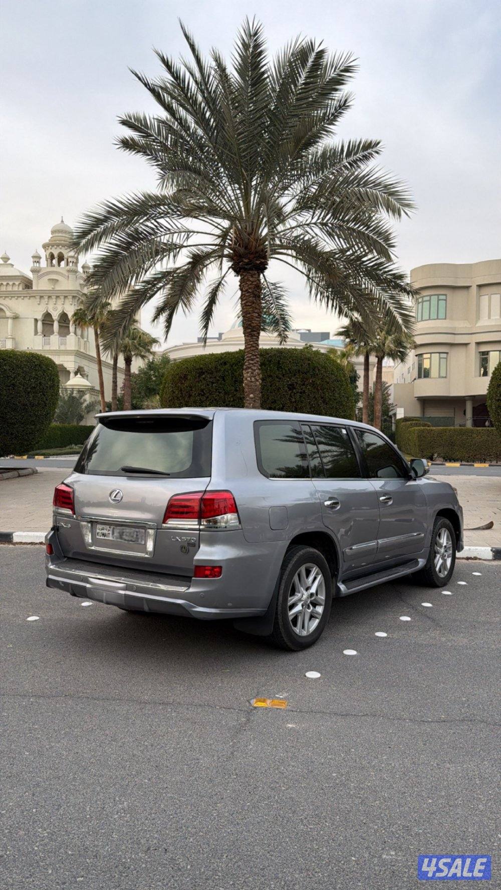 للبيع لكزس LX5700