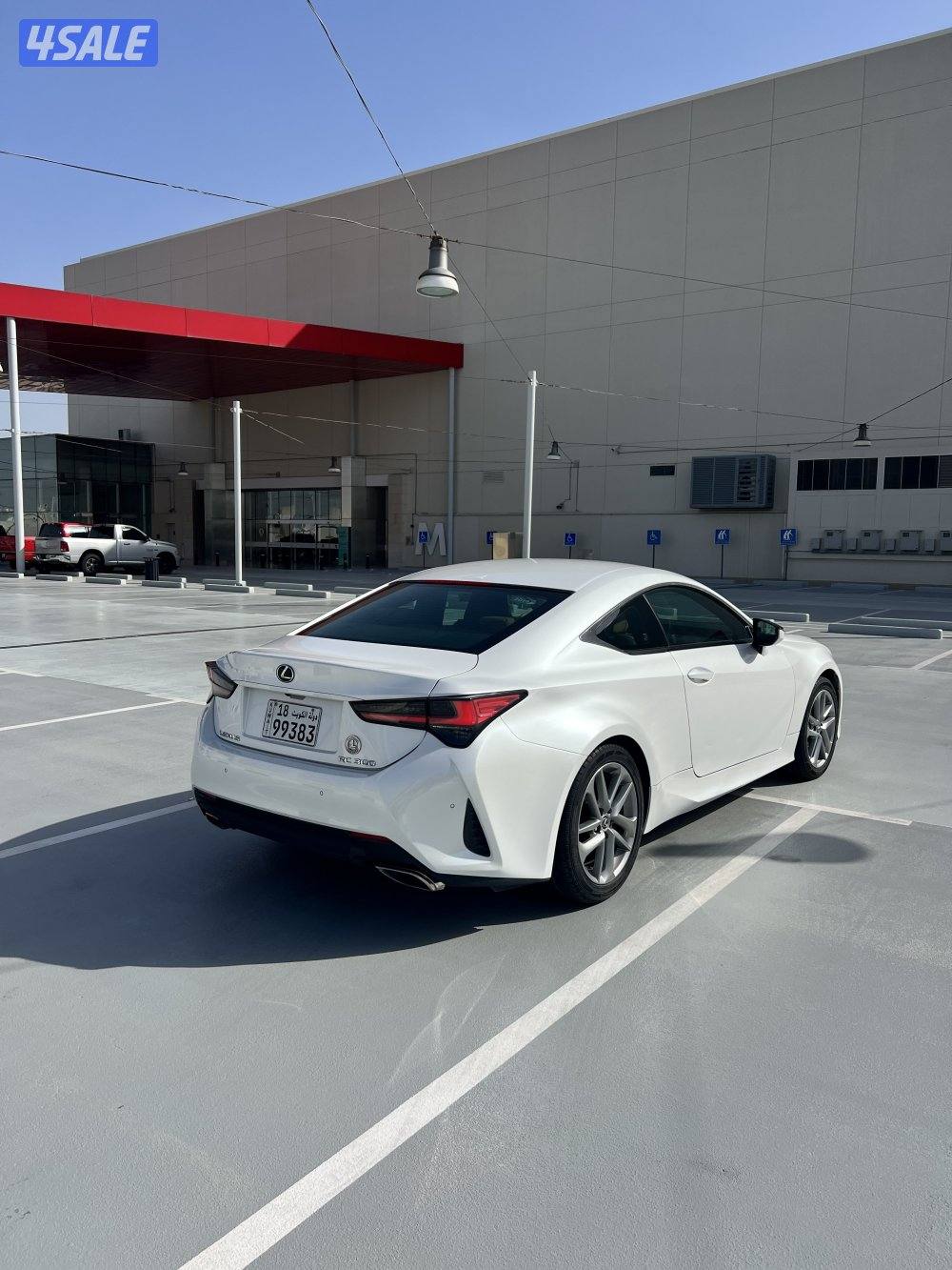 لكزس للبيع3