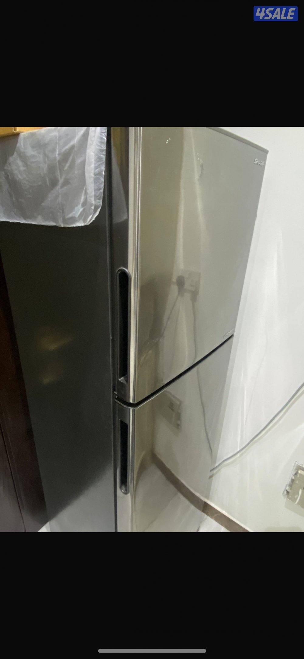 ثلاجة شارب مستعمله + طباخ0