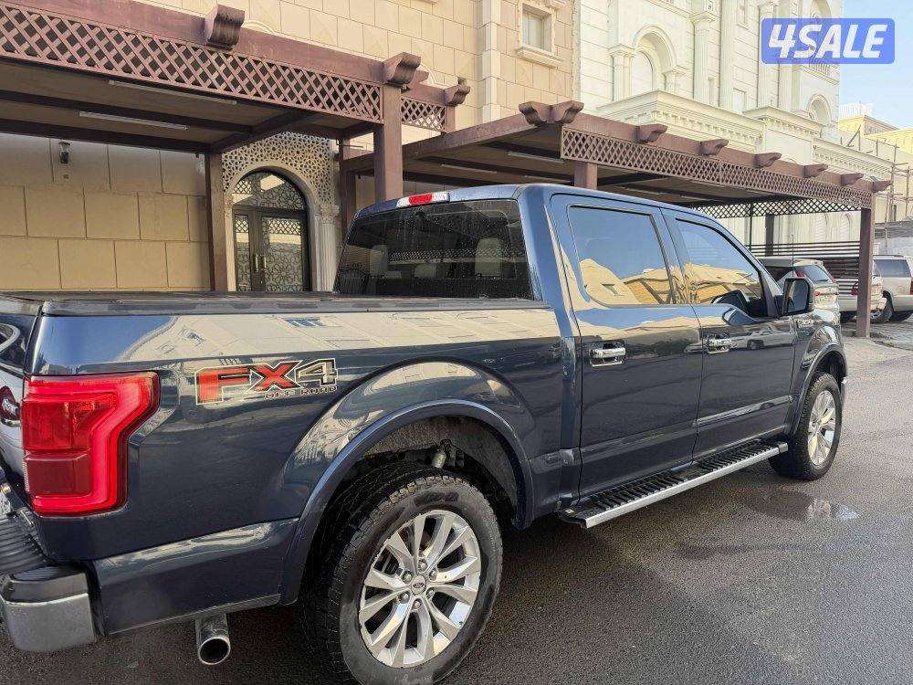 وانيت فورد لاريت 20160