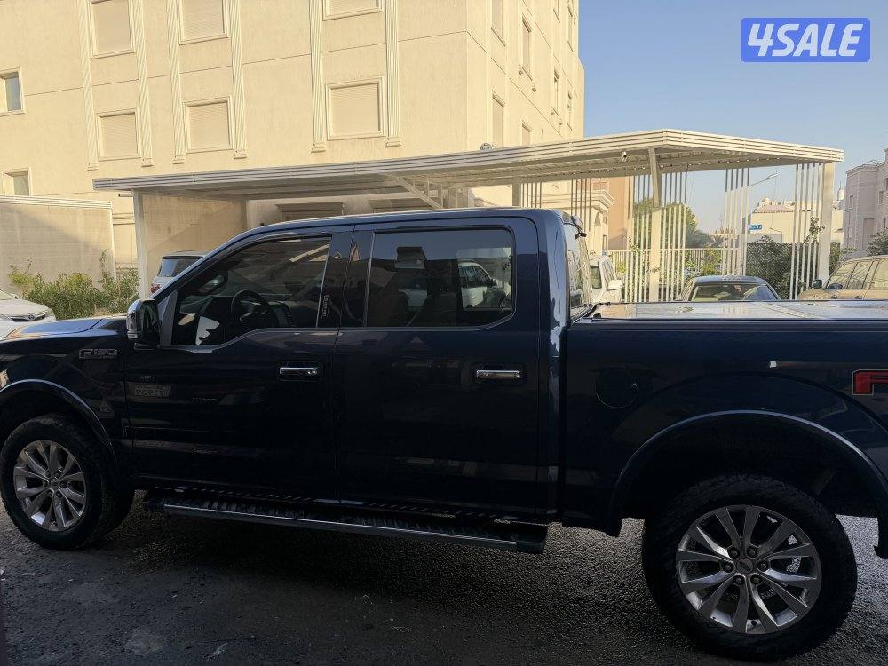 وانيت فورد لاريت 20165