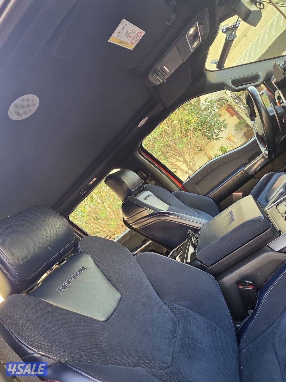 للبيع فور رابتر 2021 او البدل مع لاند 2023 و صاعد10