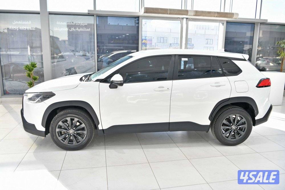 تويوتا كورولا كروس2