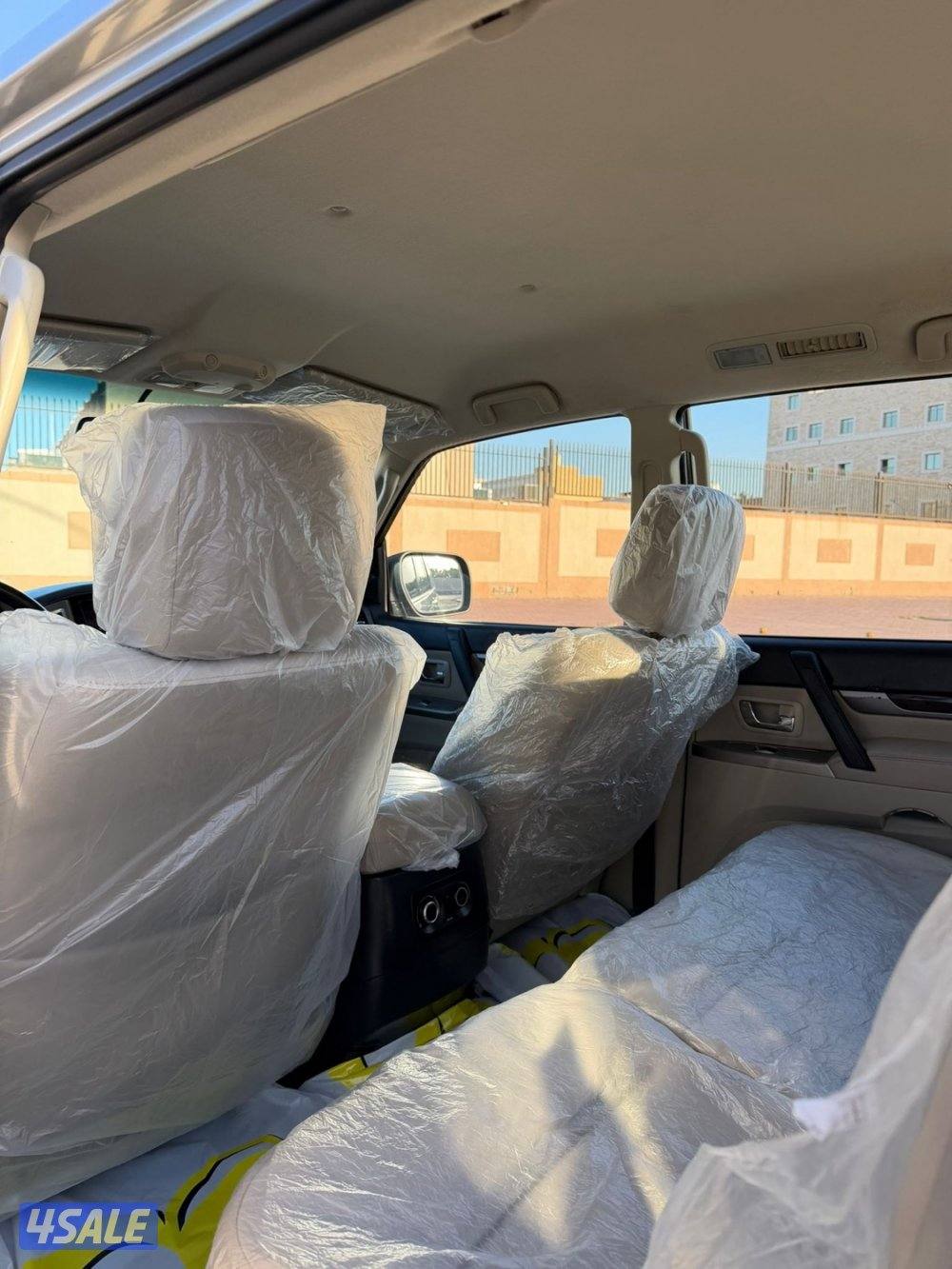 للبيع باجيرو الملا مكينه 3/500 سلفر ماشي 45 صبغ وكاله0