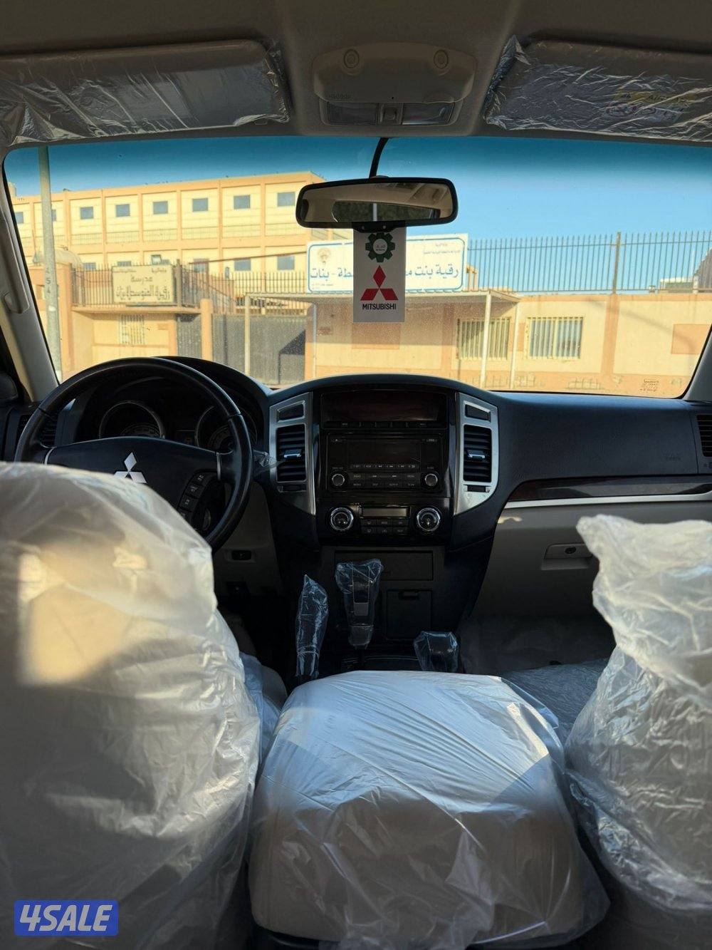 للبيع باجيرو الملا مكينه 3/500 سلفر ماشي 45 صبغ وكاله5