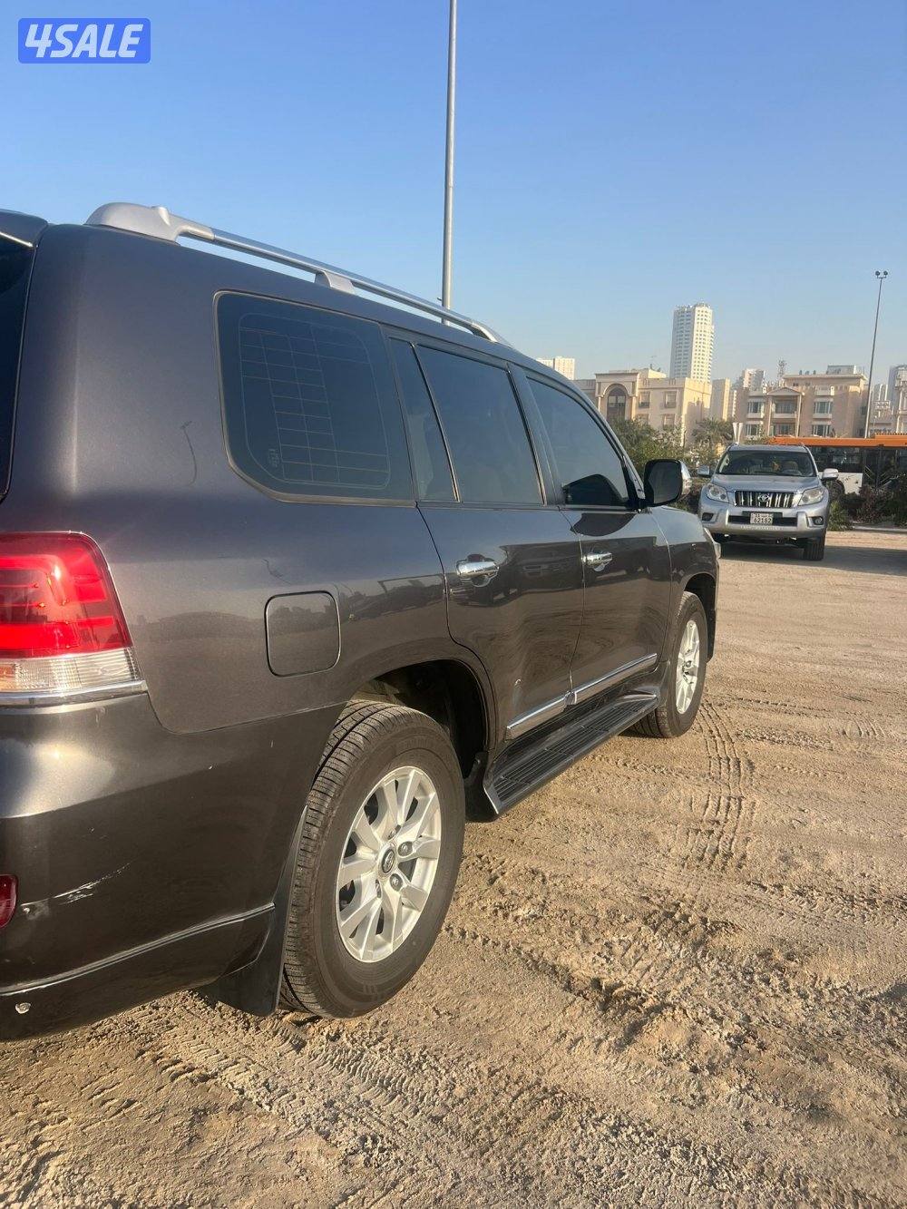 للبيع لاند كروزر20161