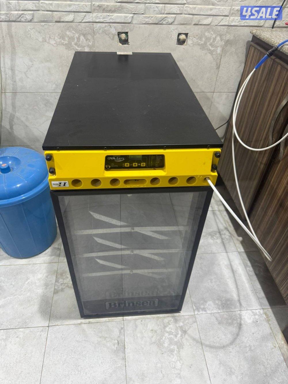 للبيع فقاسه نايف 380 بيضه1