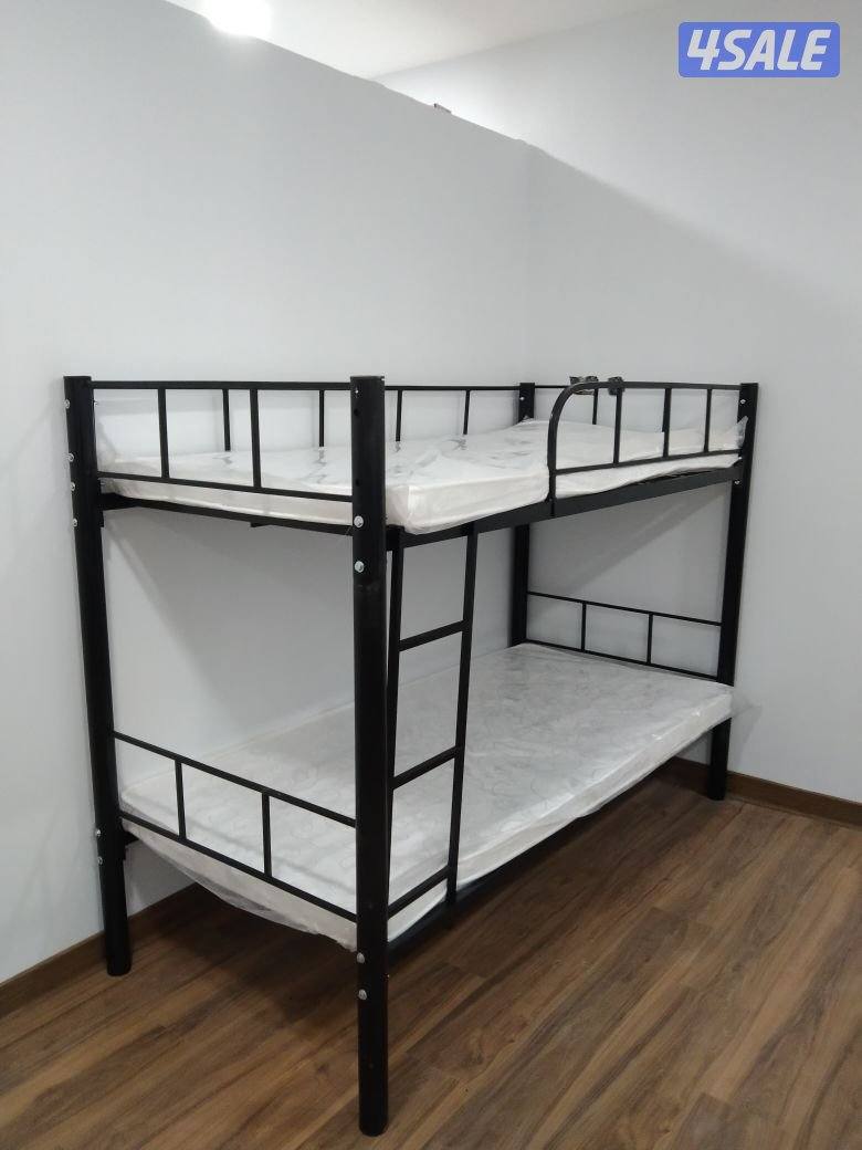 سرير حديد ومرتبه طبيه وبطانيه ومخده والملايات0