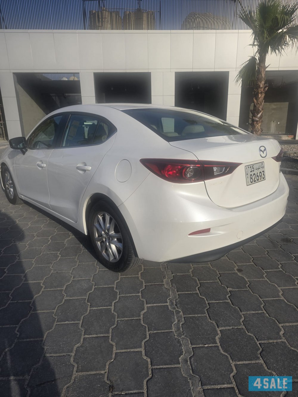 للبيع مازدا 3 مديل 20185