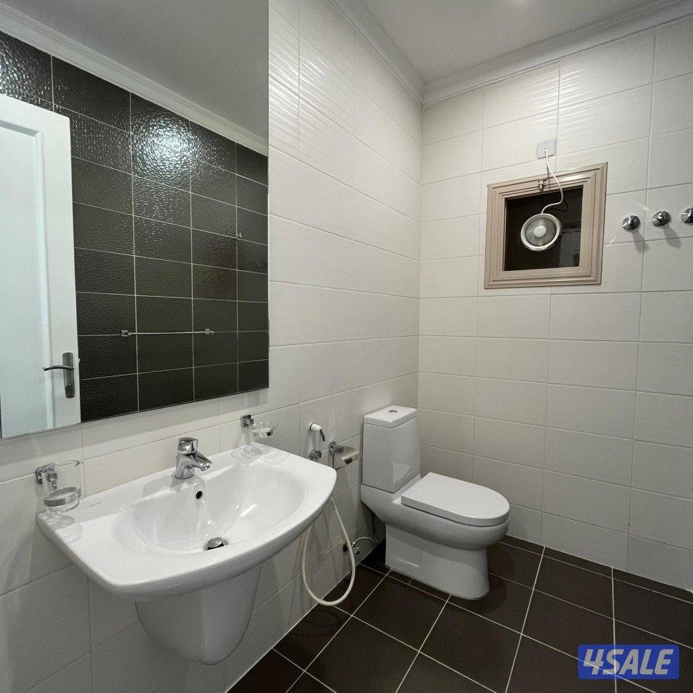 شقة سكنية للإيجار في الصديق .9