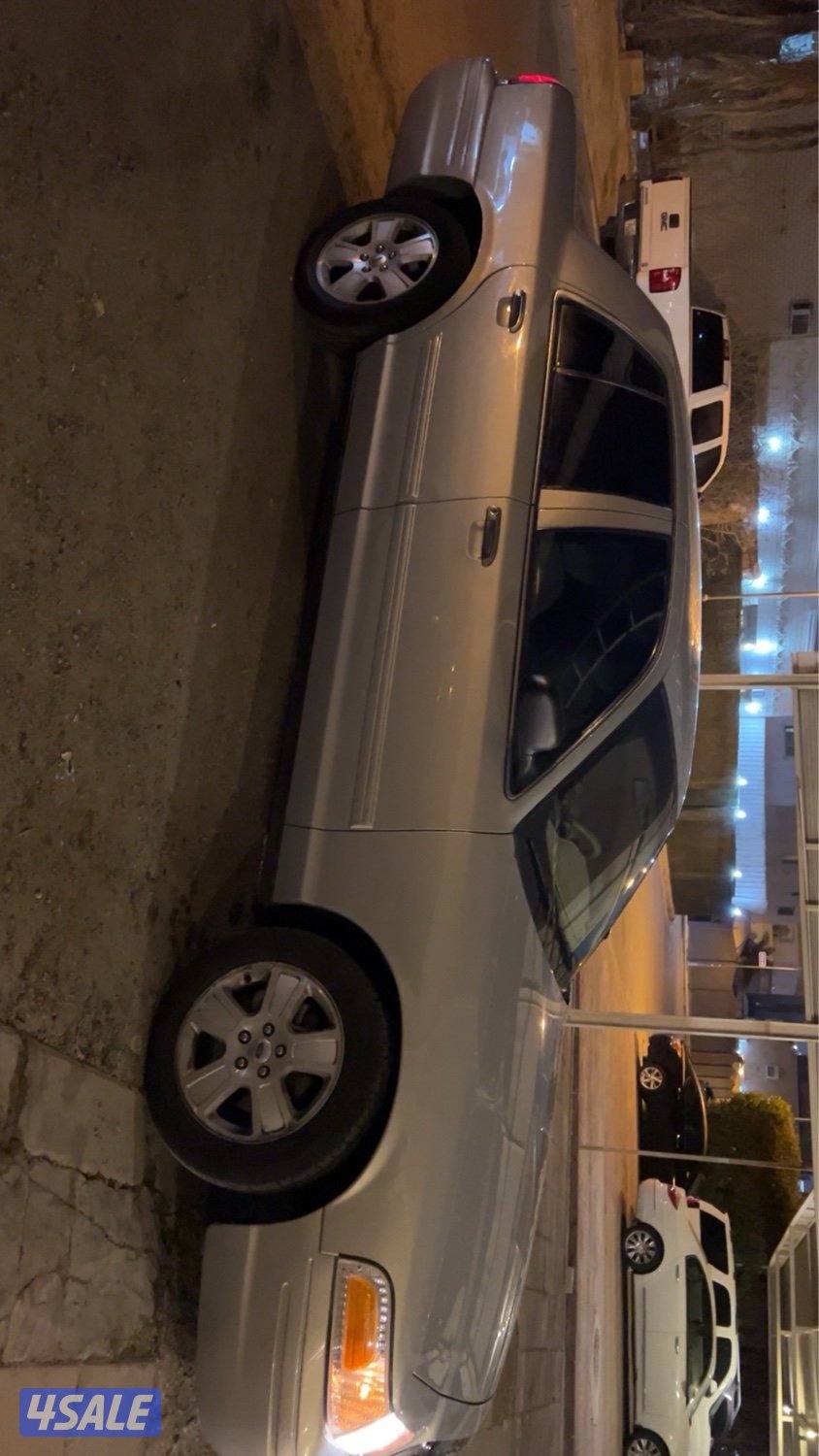 للبيع فورد فكتوريا 2010 شرط الفحص قير مكينه شاصي مصبوغ عام تجميل1