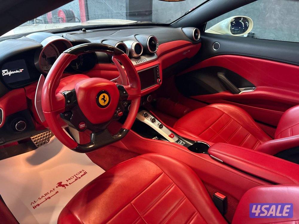 فيراري كاليفورنيا T1