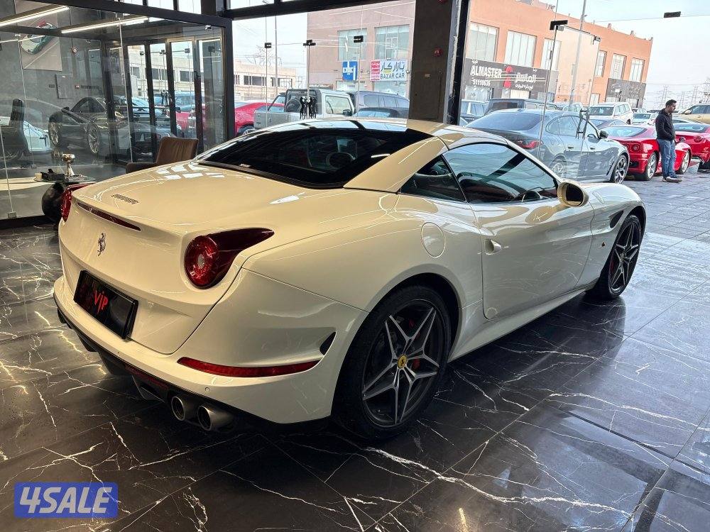 فيراري كاليفورنيا T7