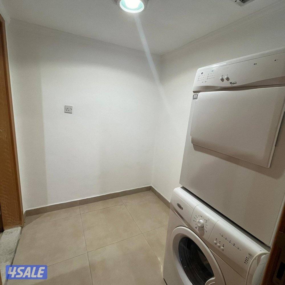 شقة إطلالة بحرية للإيجار في السالمية5