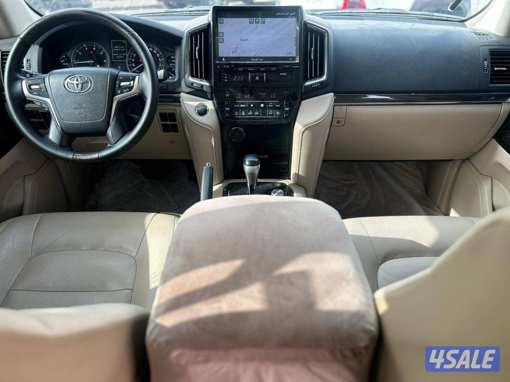 لاند كروزر GX.R-قراند تورينق .V8 موديل 2020 ماشى 165.000 k.m6