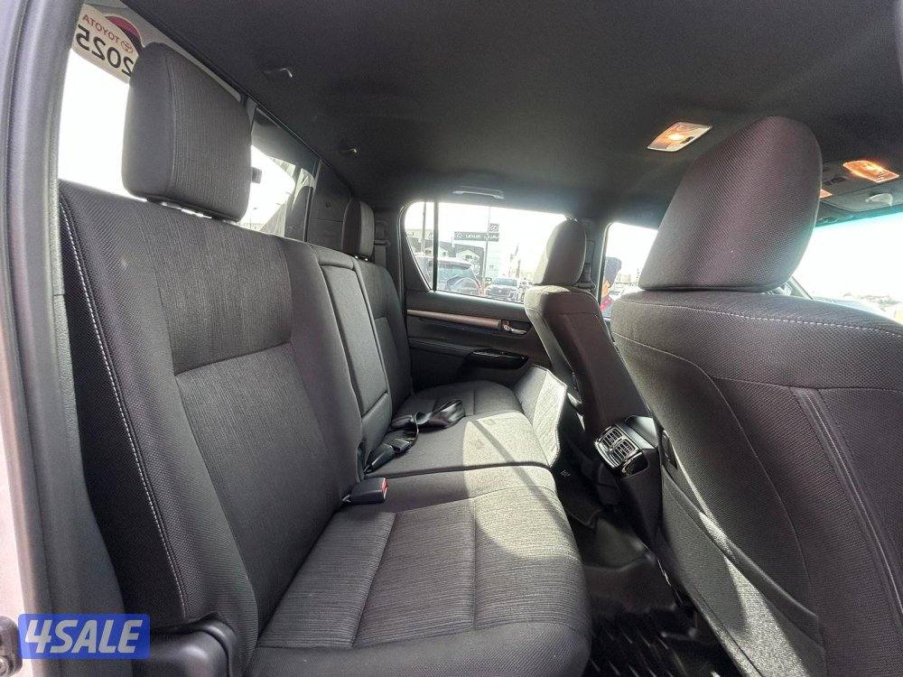 تويوتا هاى لوكس V6-Adventure موديل 2025 ماشى 2000 k.m  وارد الساير .4