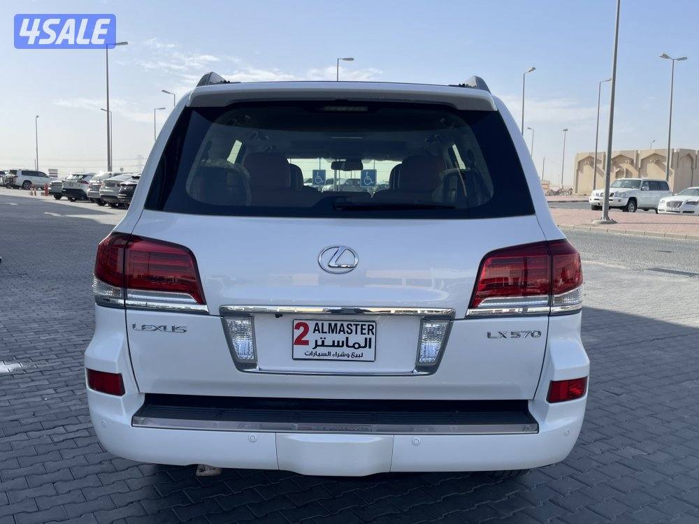 للبيع لكزس LX5703