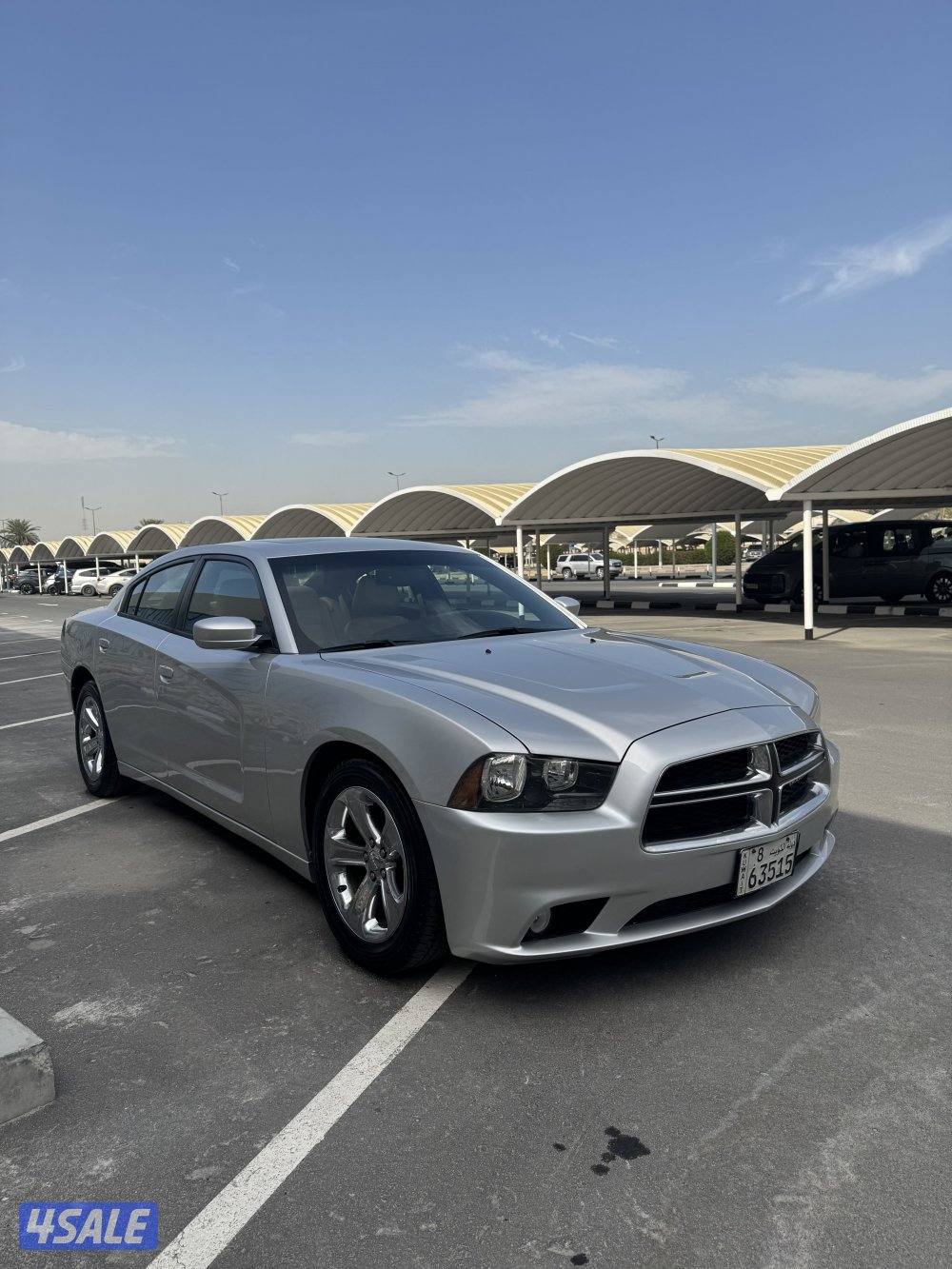 شارجر 2012 بحاله ممتازه جداً2