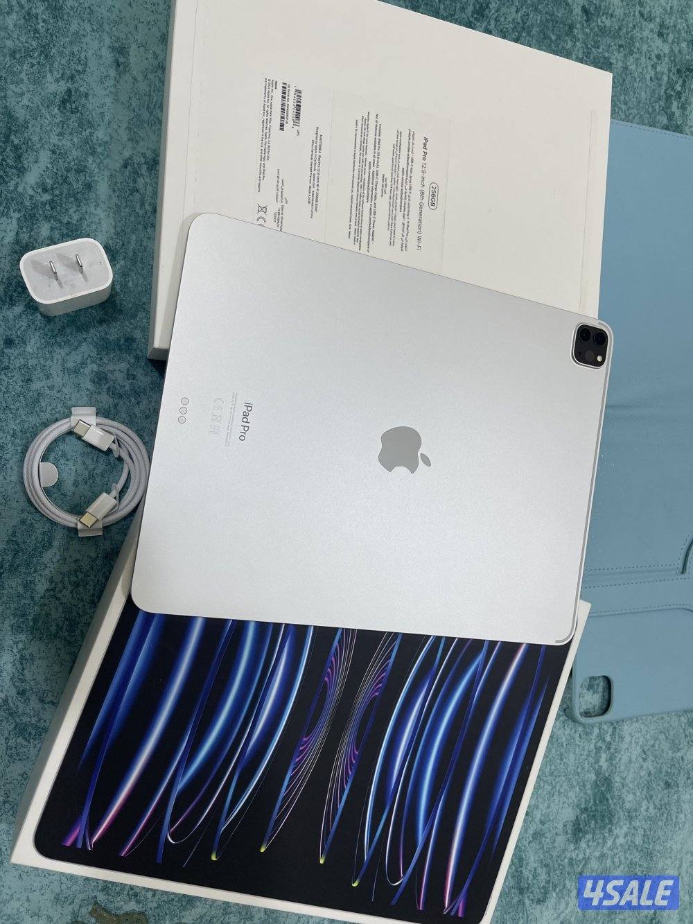 ايباد برو 12.9 بوصة 256 قيقا بطارية 93 ام تو m2 الجيل السادس نظيف حيل7