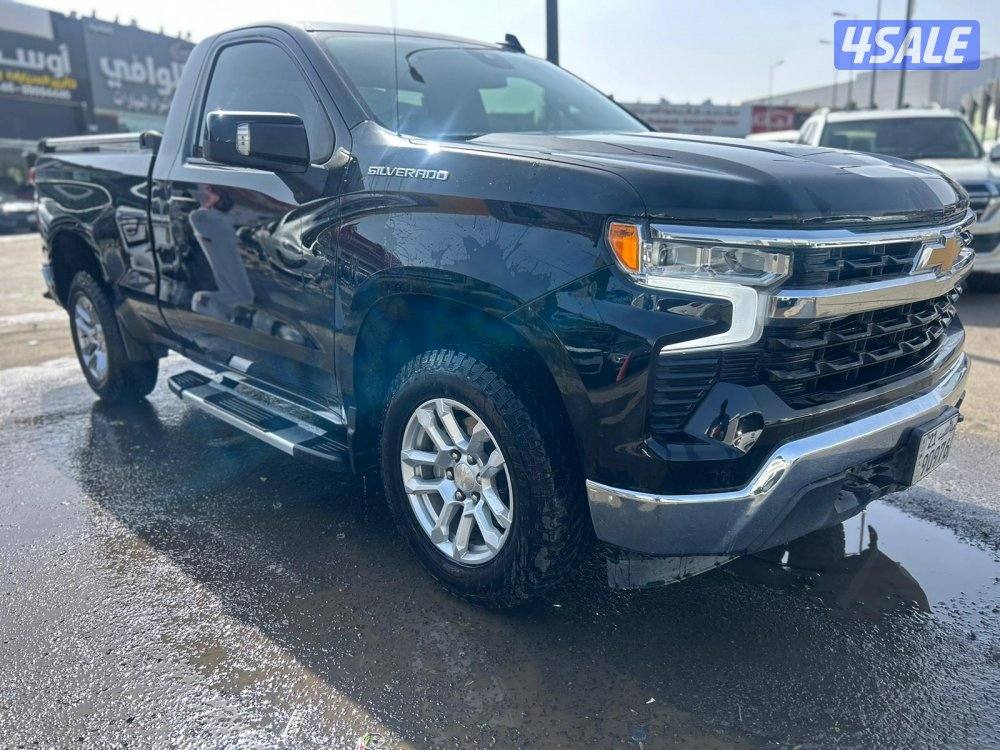 شيفرولية سلفرادو LT موديل 2022 ماشى 72.000 k.m  وارد الغانم .1