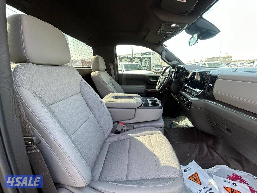 شيفرولية سلفرادو LT موديل 2022 ماشى 72.000 k.m  وارد الغانم .4