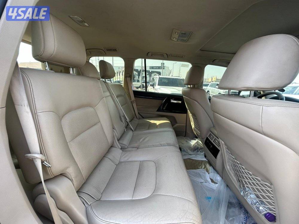 لاند كروزر GX.R-قراند تورينق .V8 موديل 2020 ماشى 269.000 k.m4