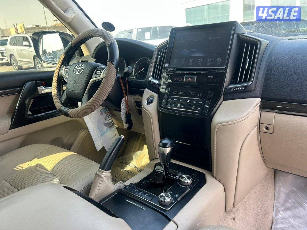 لاند كروزر GX.R-قراند تورينق .V8 موديل 2020 ماشى 269.000 k.m6