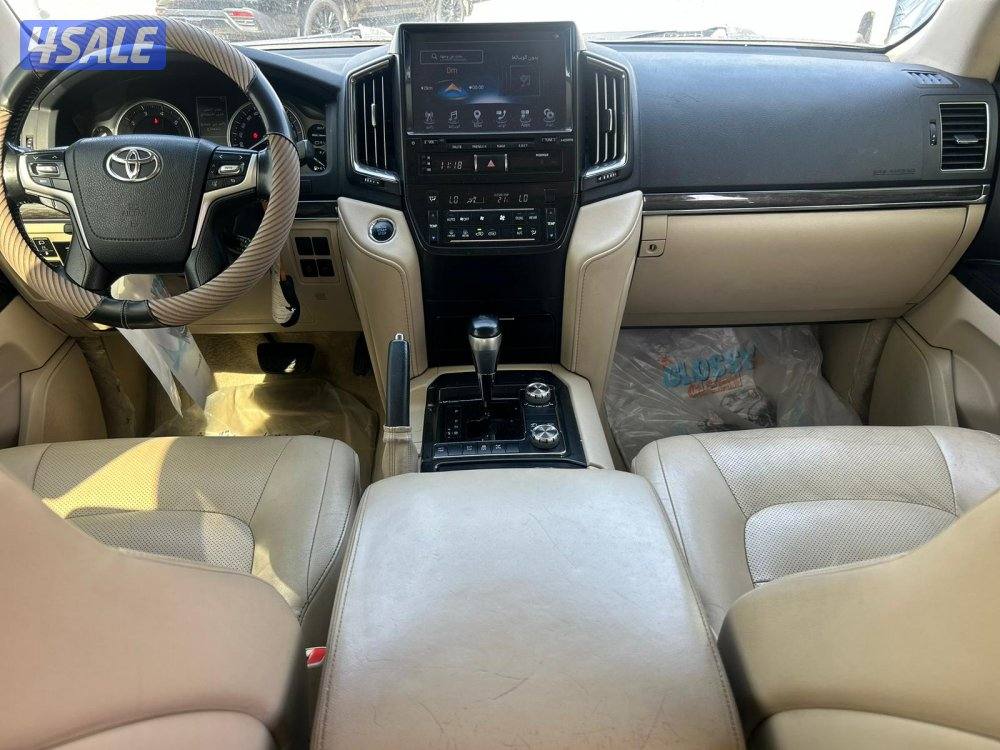 لاند كروزر GX.R-قراند تورينق .V8 موديل 2020 ماشى 269.000 k.m7