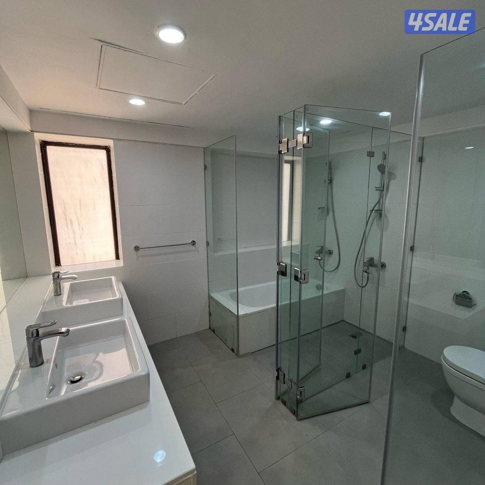 شقة نصف مفروشة إطلالة بحرية مباشرة للإيجار في بنيد القار8