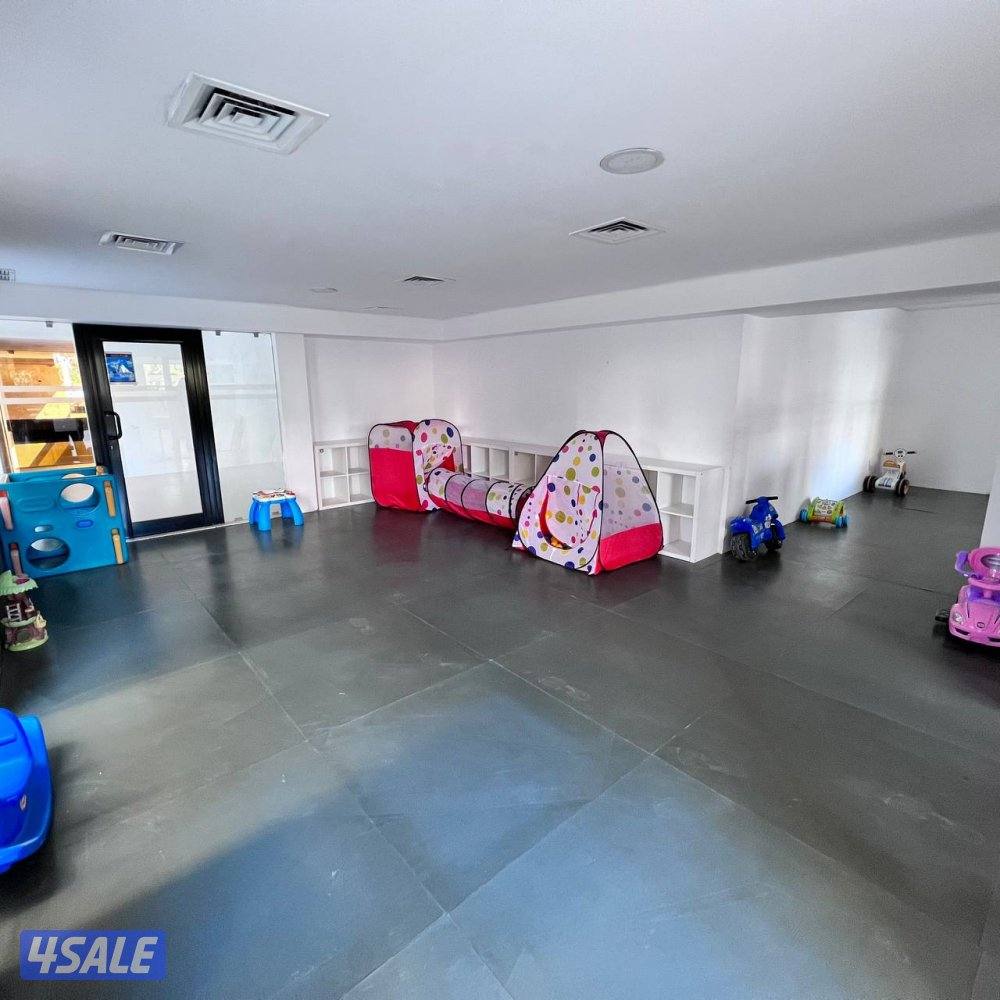 شقة نصف مفروشة إطلالة بحرية مباشرة للإيجار في بنيد القار13