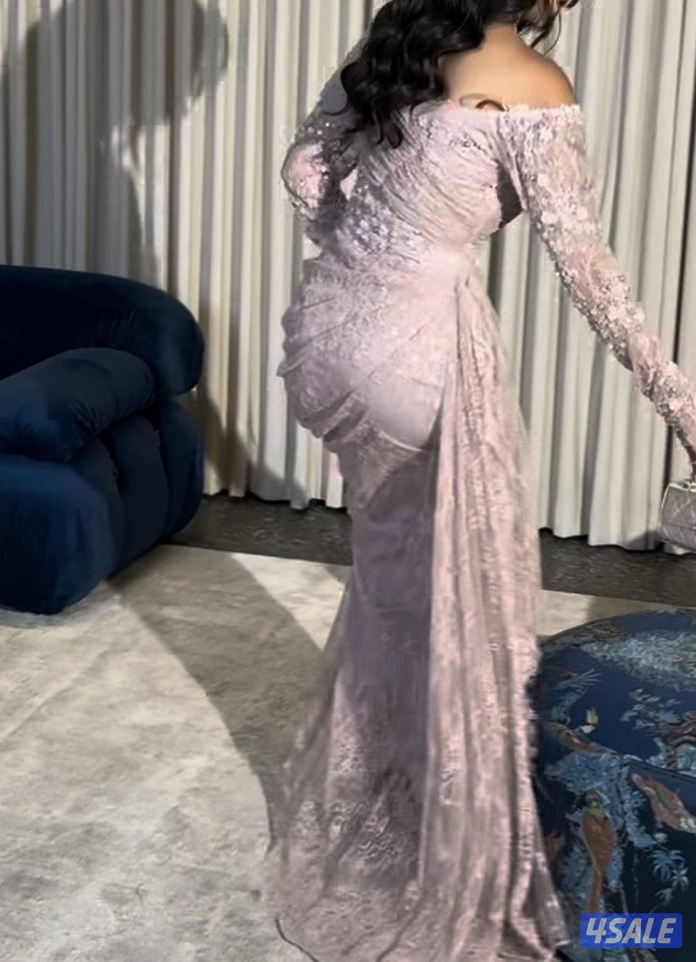 فستان لابسه واحده  سعر الشراء ١٢٠ سعر البيع ٨٠ قابل للتفاوض1