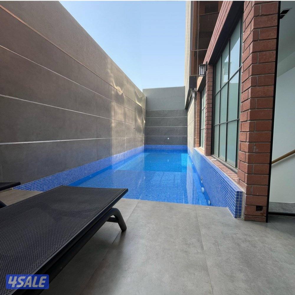 شقة إطلالة بحرية نصف مفروشة مع شهر مجاني للإيجار في شرق12