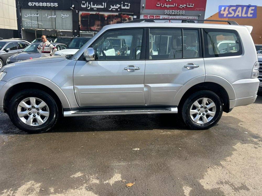 ميتسوبيشى باجيرو GLS -V6 موديل 2018 ماشى 202.000 k.m  وارد الملا .2
