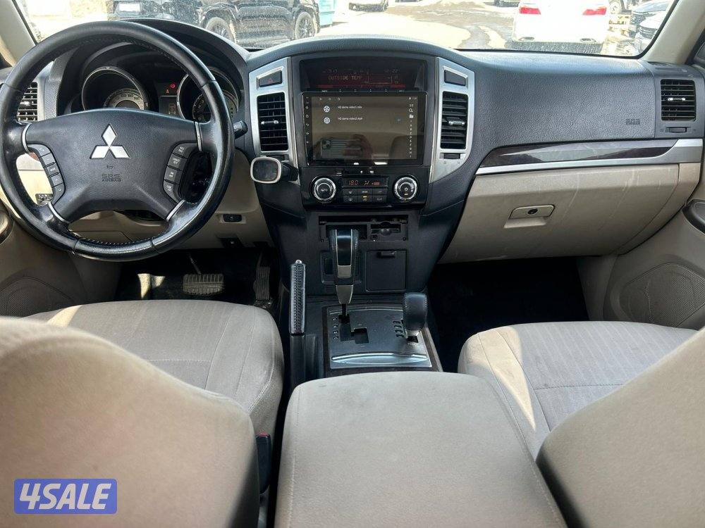 ميتسوبيشى باجيرو GLS -V6 موديل 2018 ماشى 202.000 k.m  وارد الملا .7