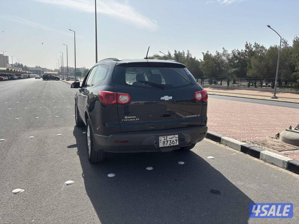 للبيع شفر ترافلس موديل 2012 بحاله ممتازه0