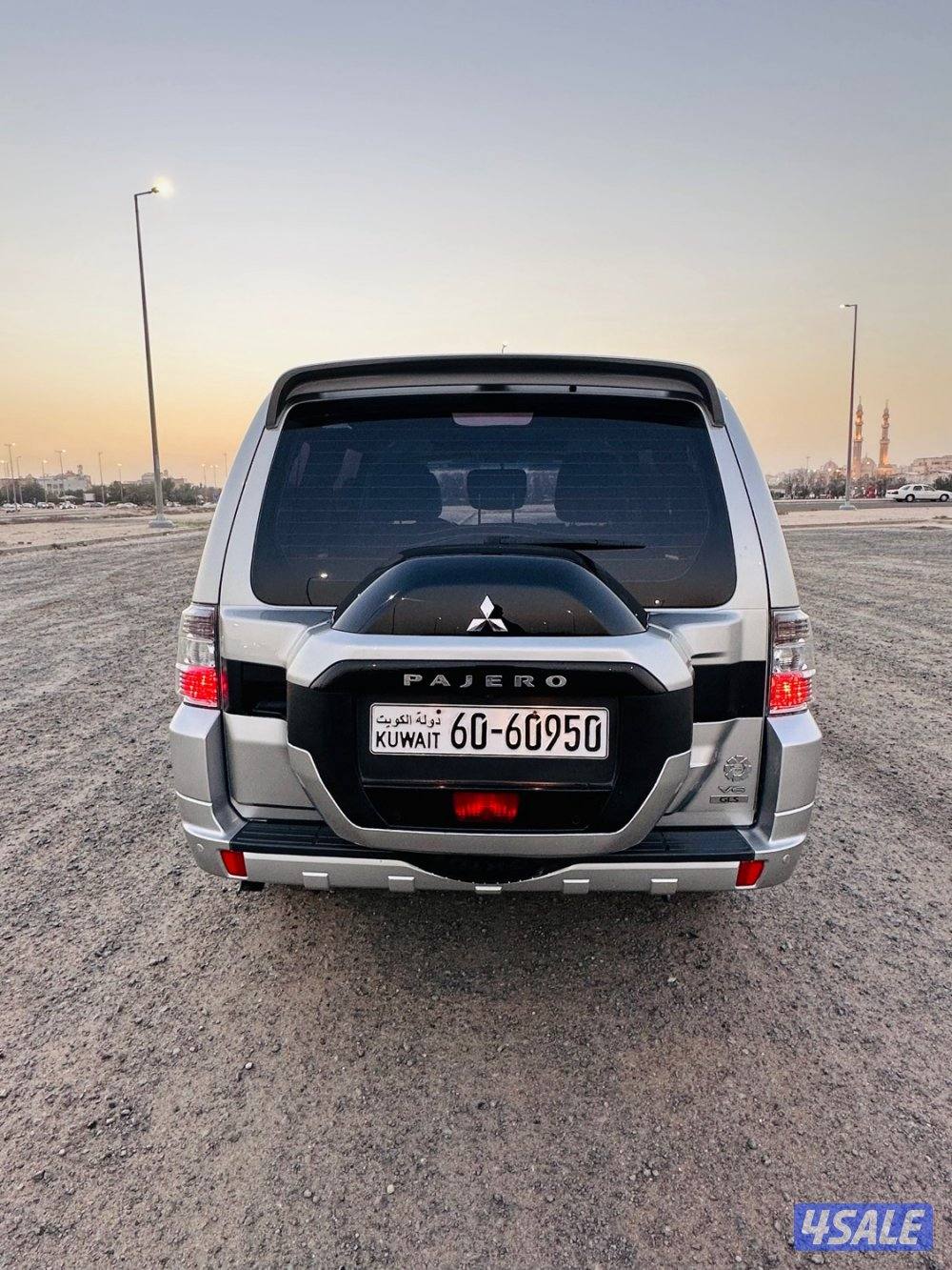 🚘 ميتسوبيشي - باجيرو 20224