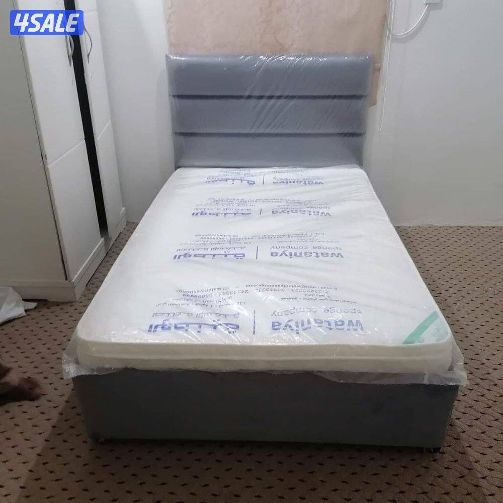 المفروشات الذهبيه1