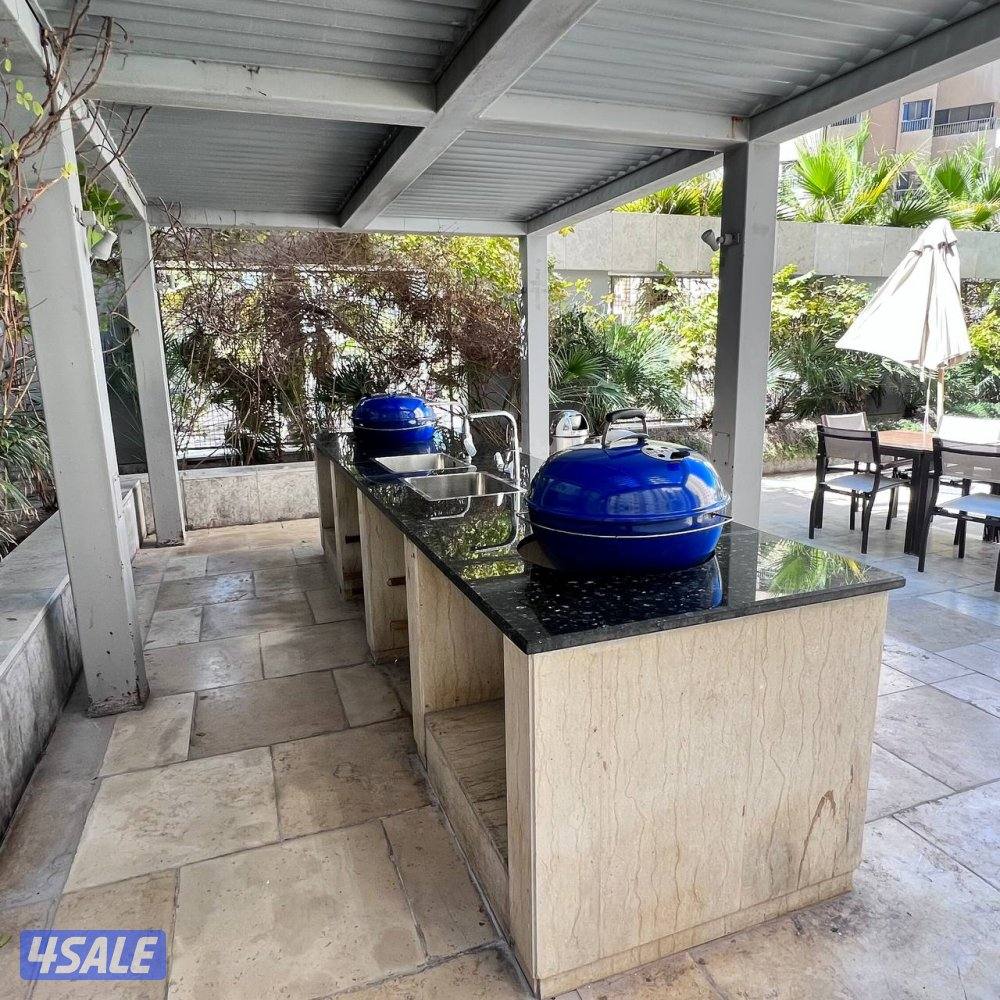 شقة VIP إطلالة بحرية مباشرة للإيجار في بنيد القار10