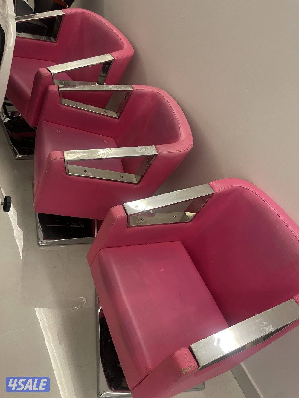 كراسي وأغراض صالون2