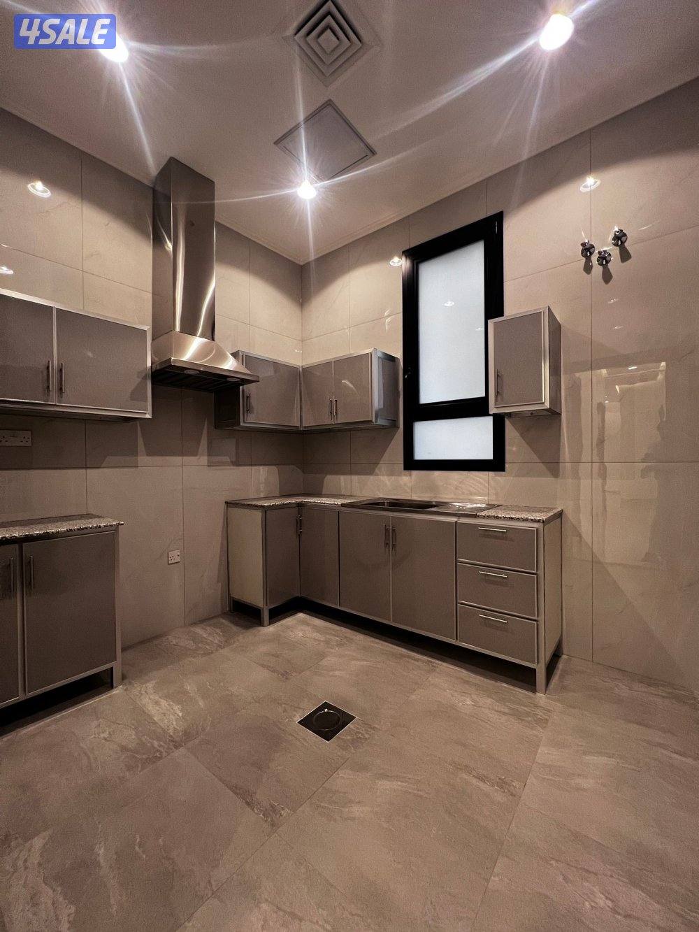 | للاجار شقق غرب و جنوب عبدالله المبارك |1