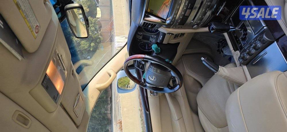 جيب لكزس LX570 موديل 2011 صبغ وكاله درجه اولى5