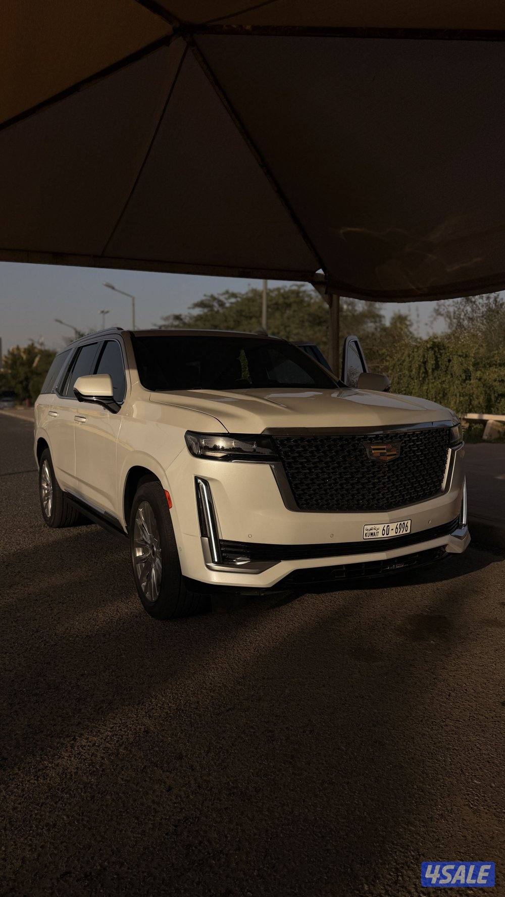 للبيع اسكاليد 2021 تحت الكفاله0