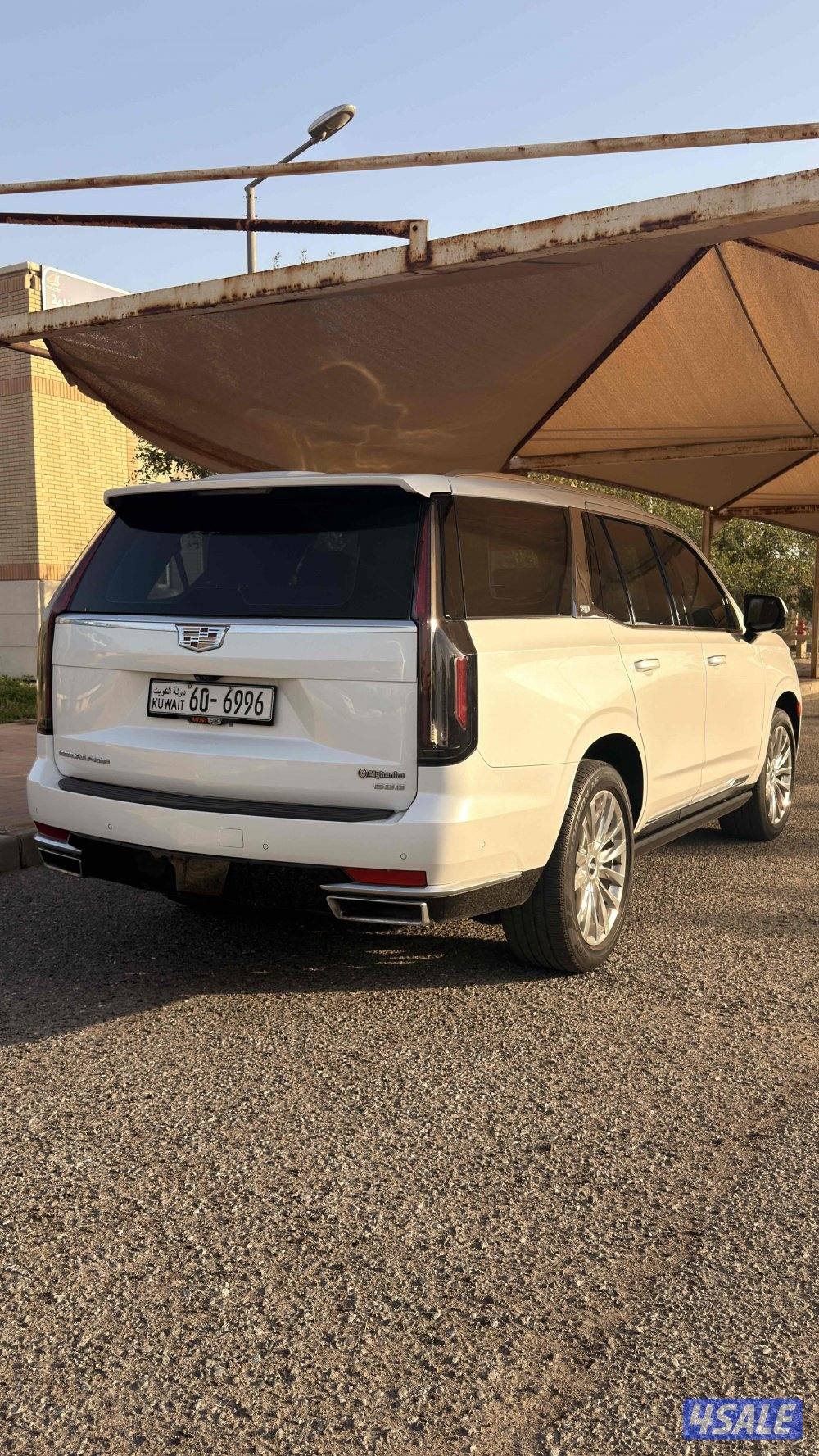 للبيع اسكاليد 2021 تحت الكفاله4