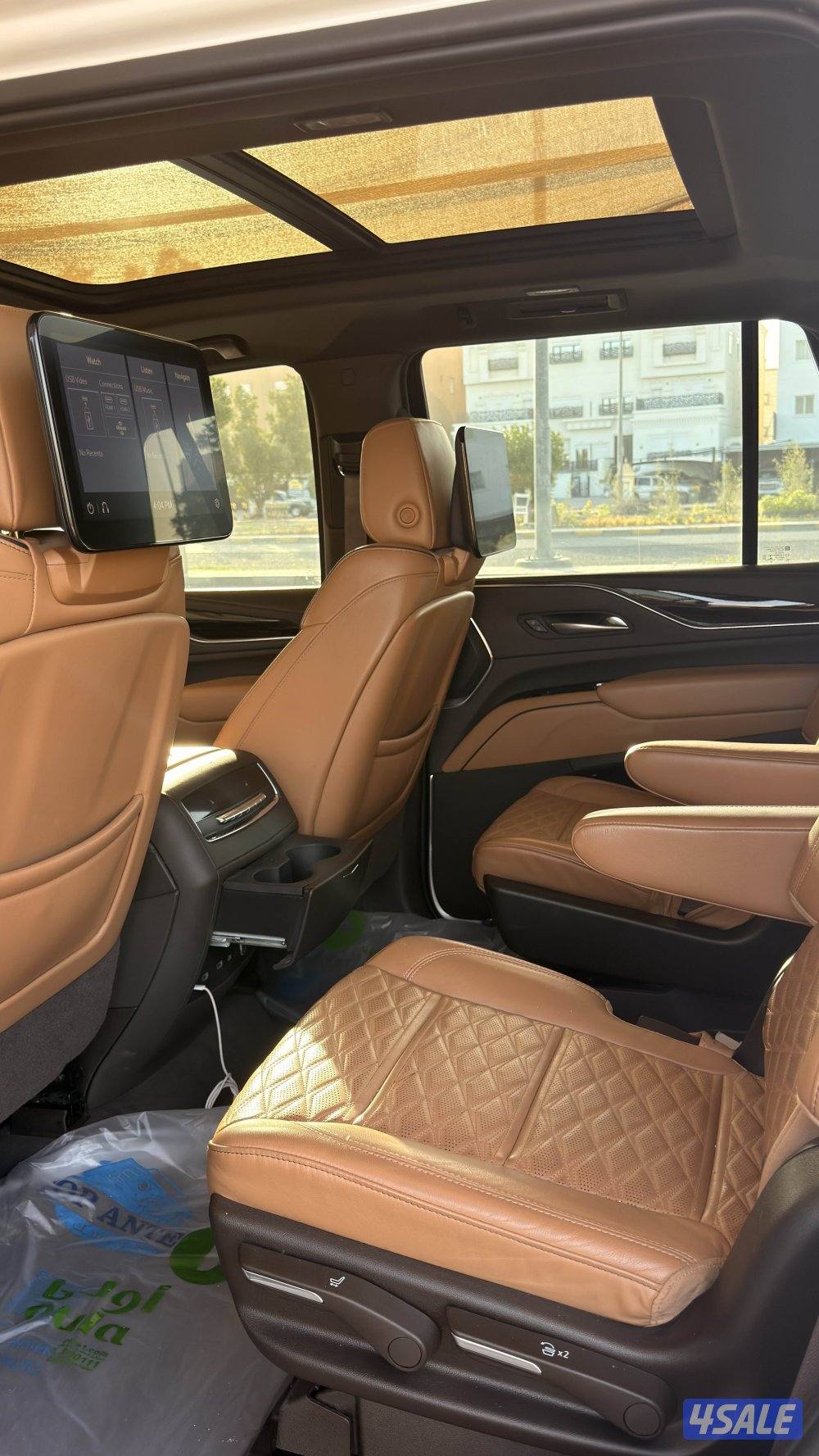 للبيع اسكاليد 2021 تحت الكفاله7