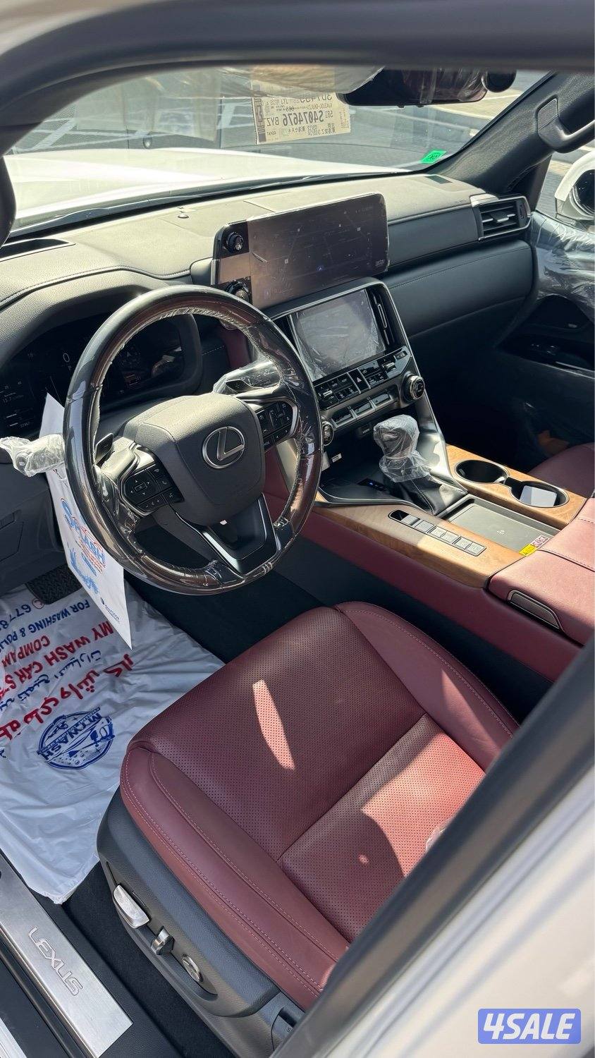 جيب لكزس4