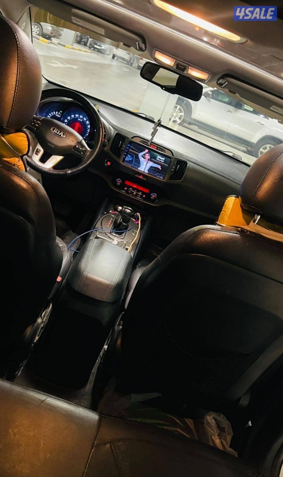 كيا سبورتاج نظيفه جدا استخدام حشمه 20145