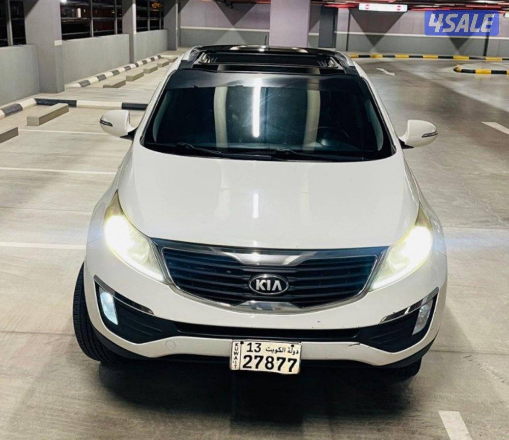 كيا سبورتاج نظيفه جدا استخدام حشمه 20142