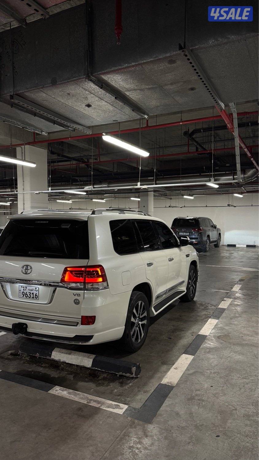 لاندكروز 2020 GRAND TOWRING3