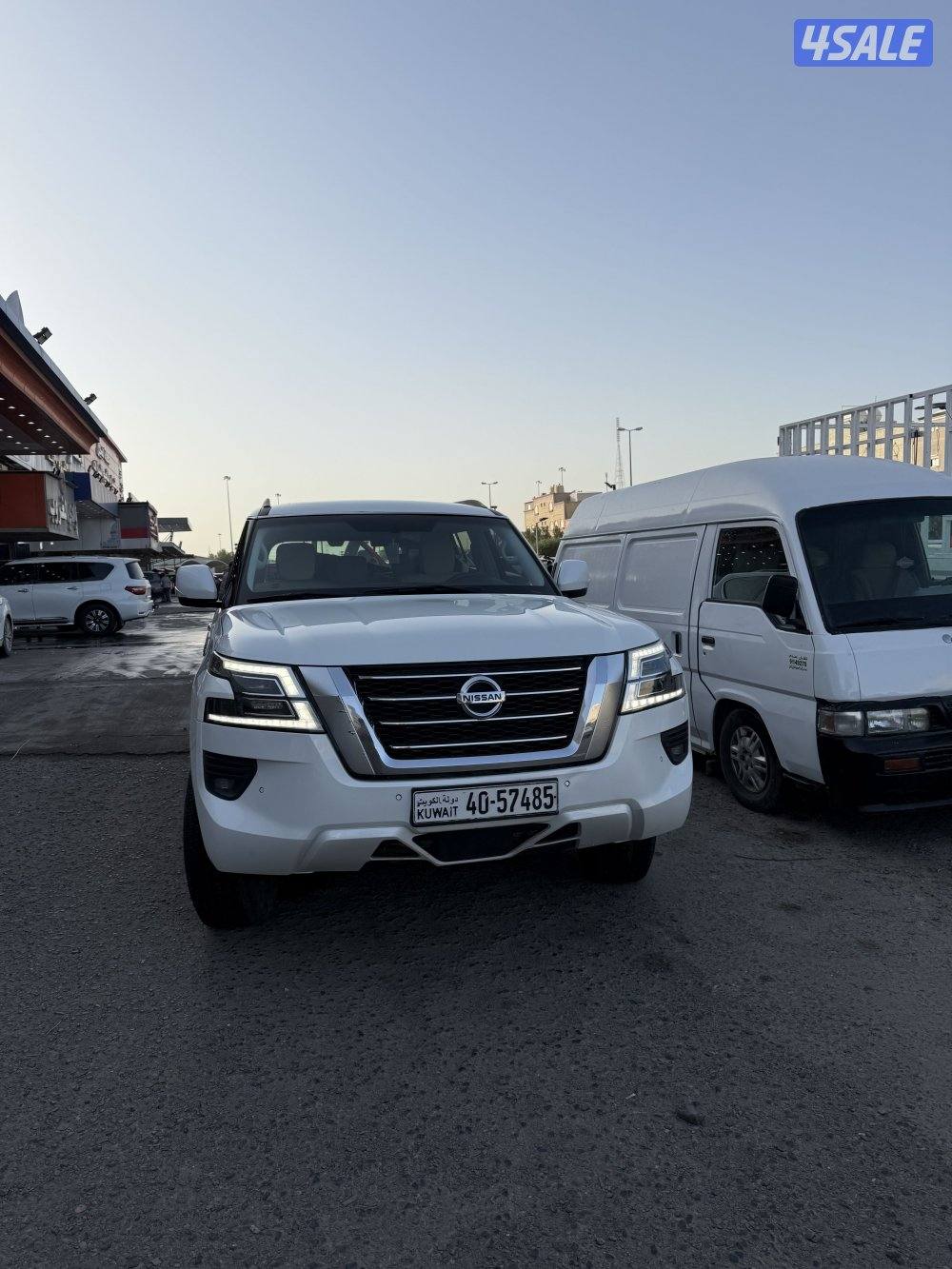 للبيع باترول موديل 2020 se فل كامل 6 سلندر المالك الثاني0